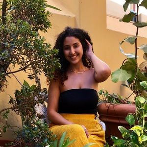 Meet your Posher, Gabriela